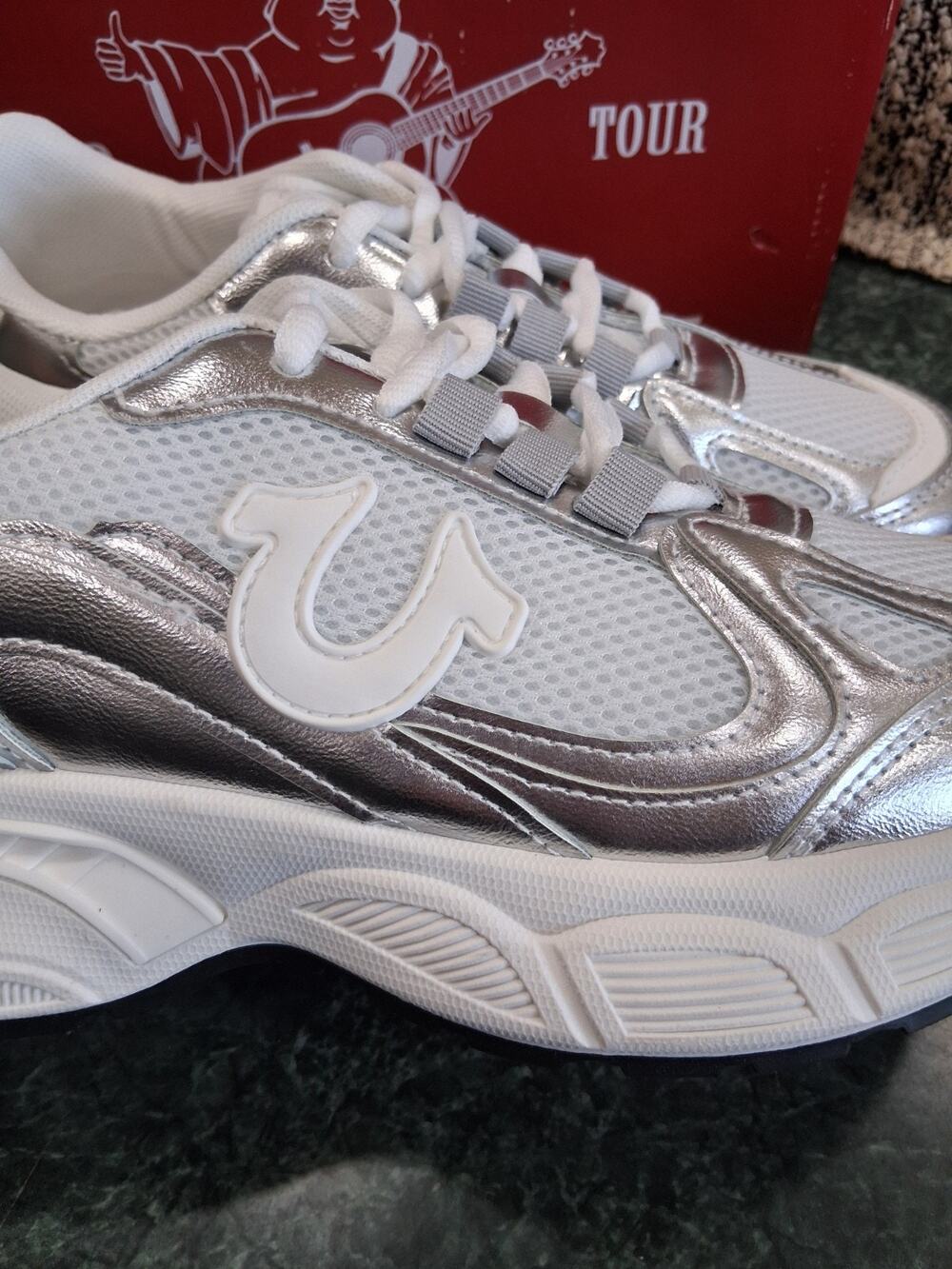 True Religion Silver And White Dreezy Sneakers Womens Size 8 New Shoes Horseshoe